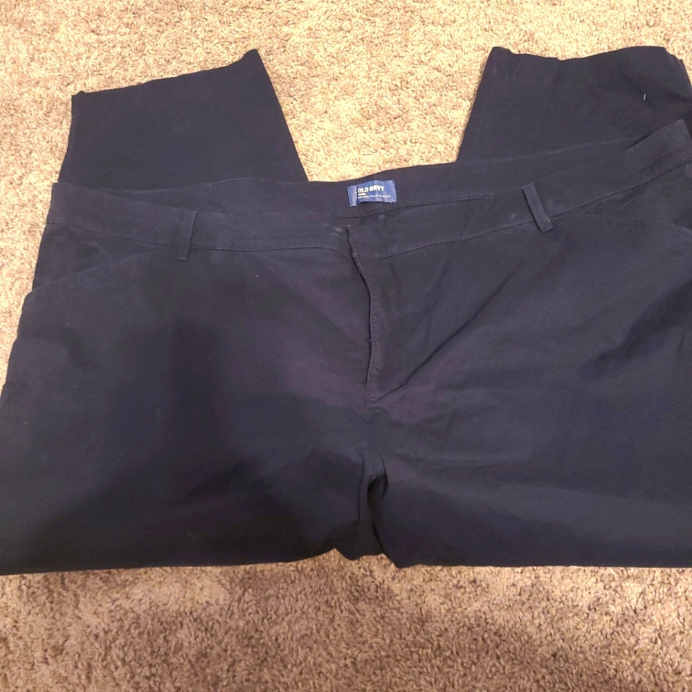 Old Navy- Navy Pixie Pants